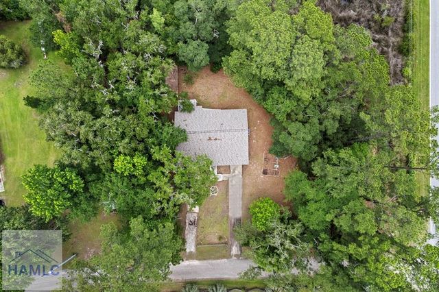 15 Laurel Drive, Midway, GA 31320