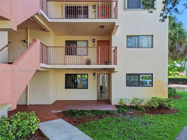 7451 NW 16th Street 110, Plantation, FL 33313