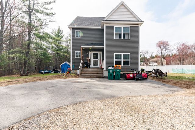 10 Norway Plains Road, Rochester, NH 03868