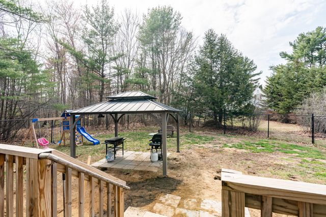 10 Norway Plains Road, Rochester, NH 03868