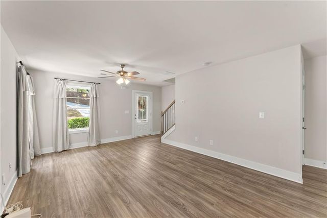 347 Shalloway Drive NE, Kennesaw, GA 30144