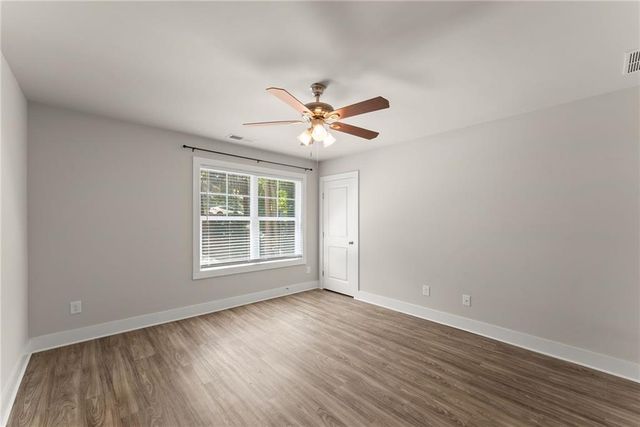 347 Shalloway Drive NE, Kennesaw, GA 30144