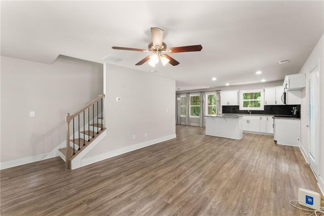 347 Shalloway Drive NE, Kennesaw, GA 30144