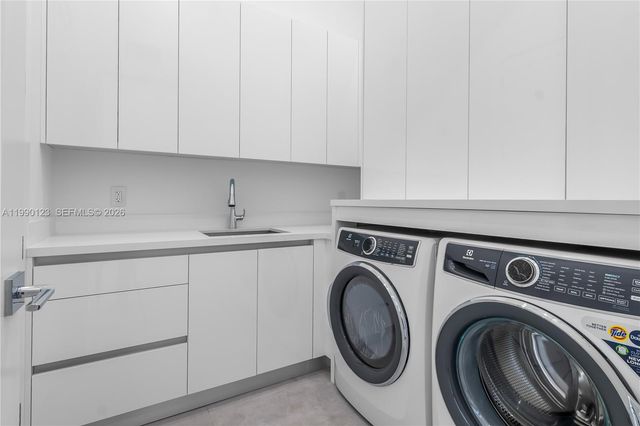 9895 NW 26th St, Doral, FL 33172