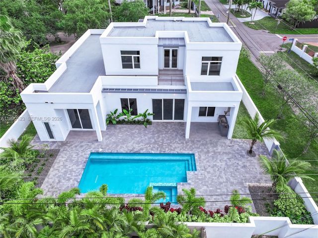 9895 NW 26th St, Doral, FL 33172