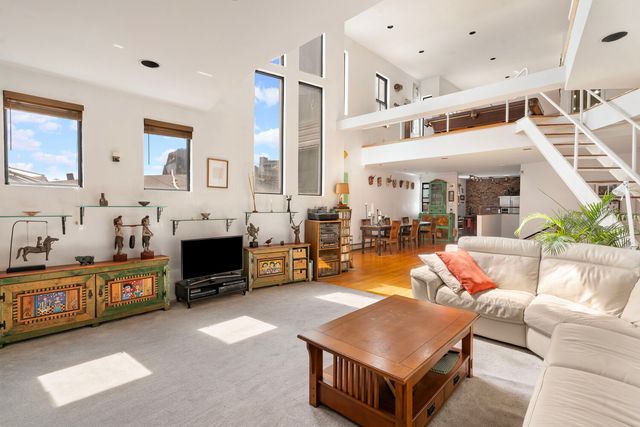 16 CLIFFORD Place, New York City, NY 11222