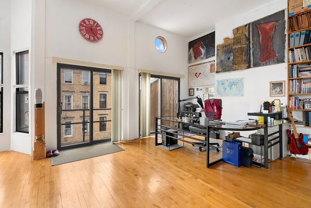 16 CLIFFORD Place, New York City, NY 11222