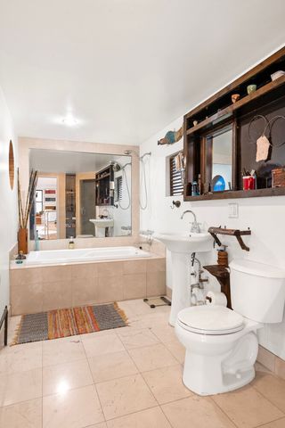 16 CLIFFORD Place, New York City, NY 11222