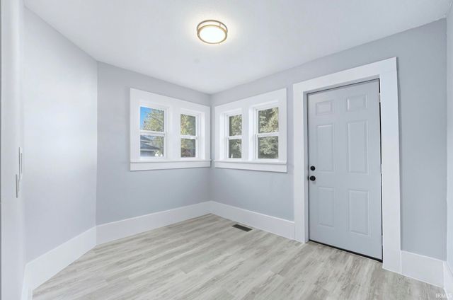 404 S Peters Street, Garrett, IN 46738