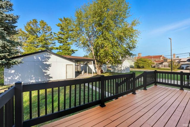 404 S Peters Street, Garrett, IN 46738