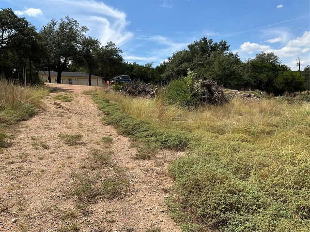 20904, 20906 Tomahawk ST, Lago Vista, TX 78645