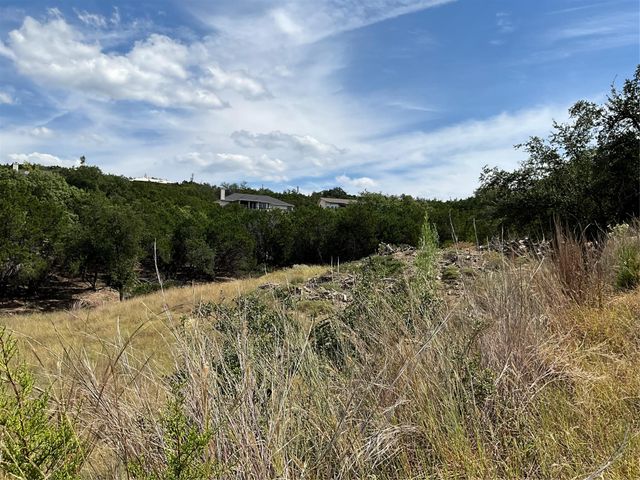 20904, 20906 Tomahawk ST, Lago Vista, TX 78645