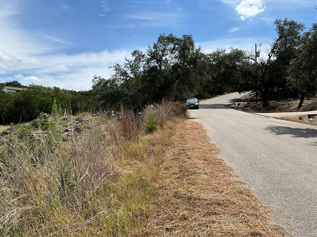 20904, 20906 Tomahawk ST, Lago Vista, TX 78645