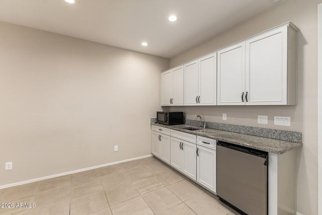 7732 W AGORA Lane, Phoenix, AZ 85043