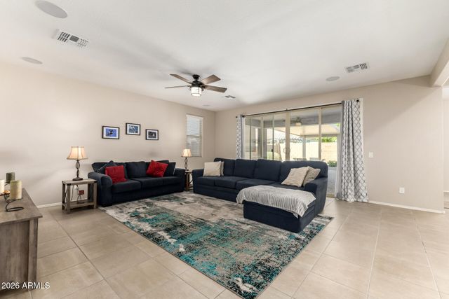 7732 W AGORA Lane, Phoenix, AZ 85043