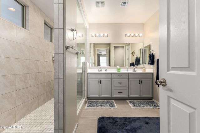 7732 W AGORA Lane, Phoenix, AZ 85043