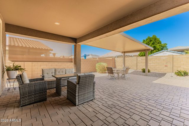 7732 W AGORA Lane, Phoenix, AZ 85043