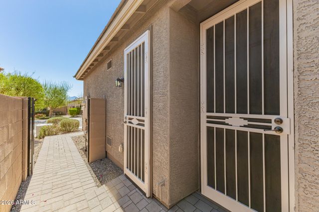 7732 W AGORA Lane, Phoenix, AZ 85043