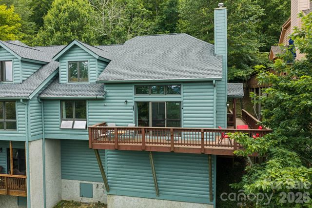 218 Slope View Drive 22, Sugar Mountain, NC 28604