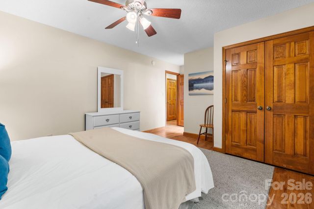 218 Slope View Drive 22, Sugar Mountain, NC 28604