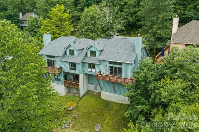 218 Slope View Drive 22, Sugar Mountain, NC 28604