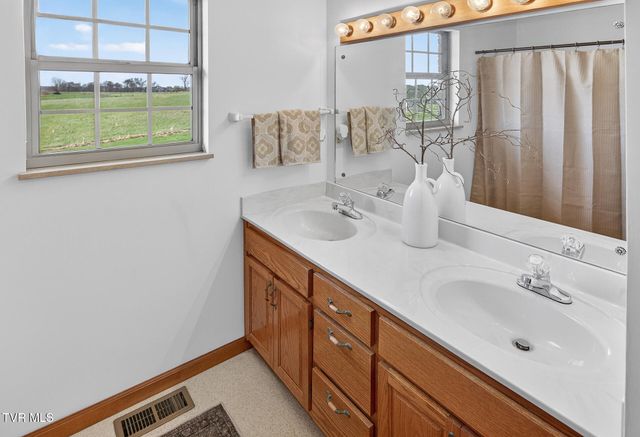 4930 107 Cutoff, Greeneville, TN 37743