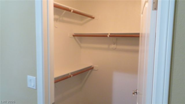 2305 West HORIZON RIDGE Parkway 2822, Henderson, NV 89052