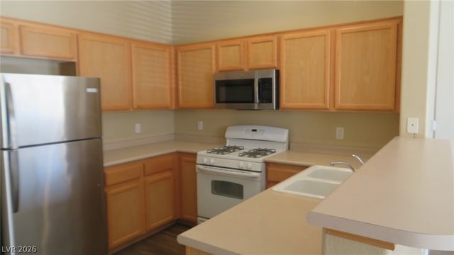 2305 West HORIZON RIDGE Parkway 2822, Henderson, NV 89052