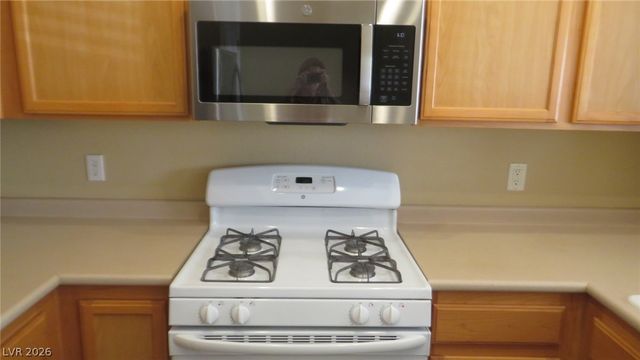 2305 West HORIZON RIDGE Parkway 2822, Henderson, NV 89052