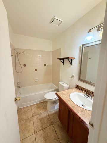 350 WESTERN HILLS Drive SE, Rio Rancho, NM 87124