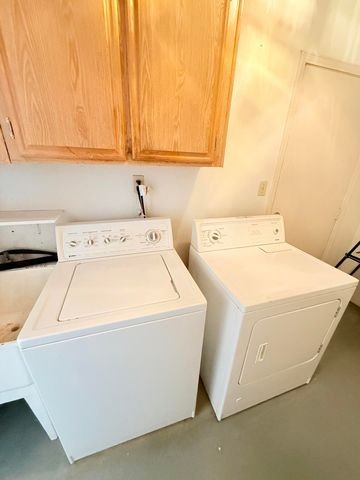 350 WESTERN HILLS Drive SE, Rio Rancho, NM 87124