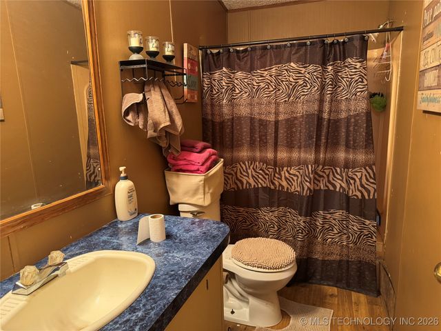 300 Brewer, Savanna, OK 74501