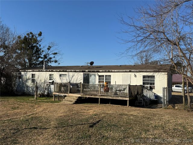 300 Brewer, Savanna, OK 74501