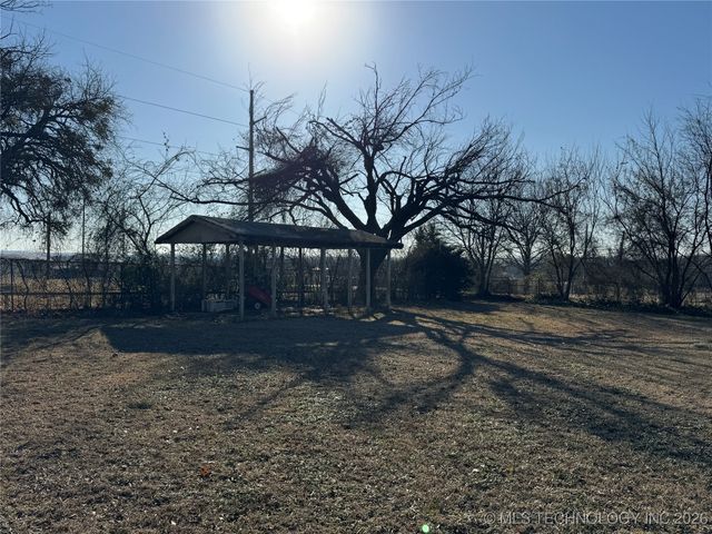 300 Brewer, Savanna, OK 74501