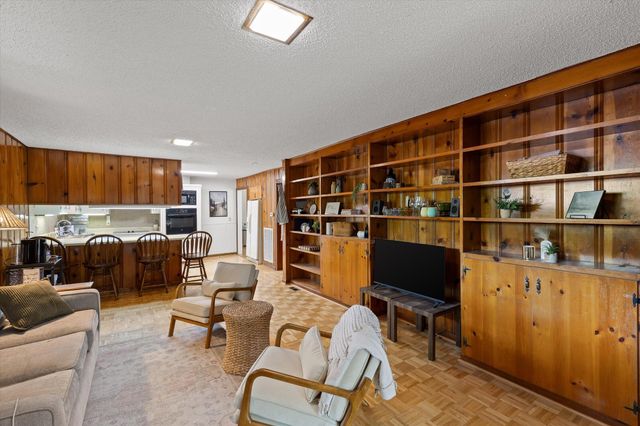 505 Thomas Drive, Rossville, GA 30741