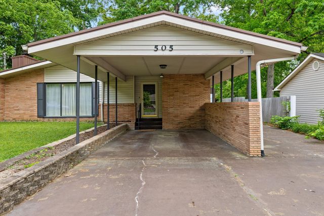 505 Thomas Drive, Rossville, GA 30741