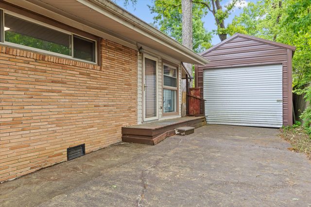 505 Thomas Drive, Rossville, GA 30741
