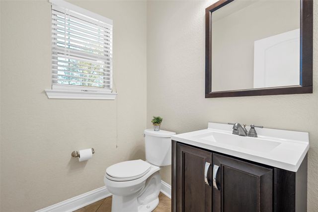 2743 Tokio Road, West, TX 76691