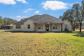 2743 Tokio Road, West, TX 76691