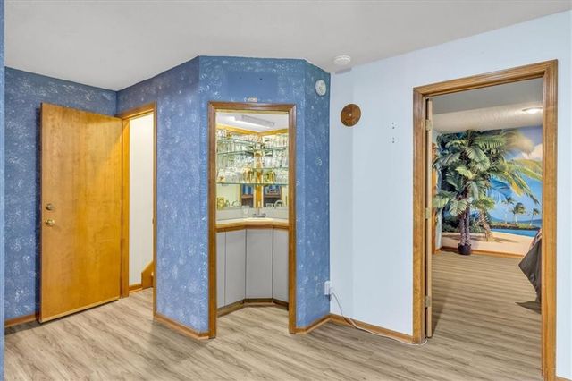 1401 NW Birdseye Court, Blue Springs, MO 64015