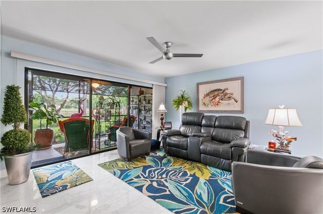 1223 Commonwealth CIR 102, Naples, FL 34116