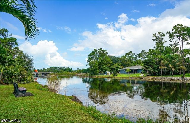 1223 Commonwealth CIR 102, Naples, FL 34116