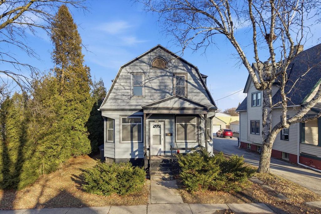 1429 S 9th STREET, Sheboygan, WI 53081
