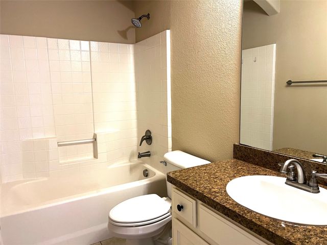 217 Creekwood Drive, Princeton, TX 75407