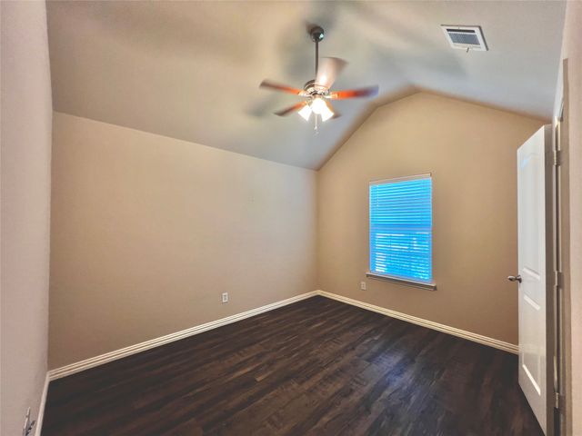 217 Creekwood Drive, Princeton, TX 75407