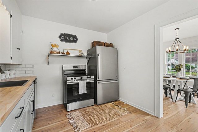 1724 Rossman Avenue, Grand Rapids, MI 49507