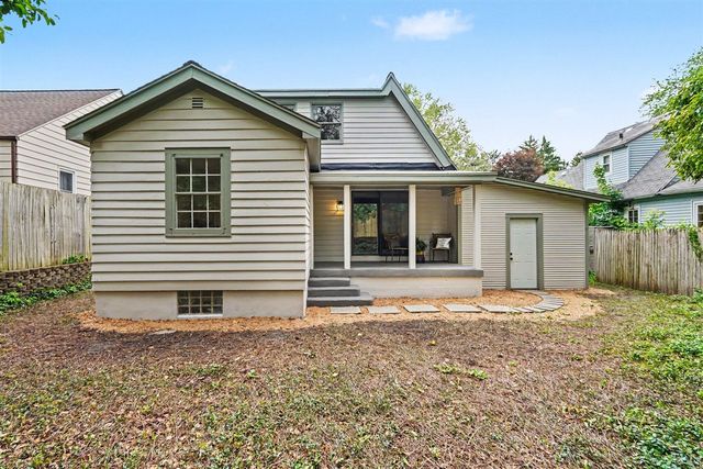 1724 Rossman Avenue, Grand Rapids, MI 49507
