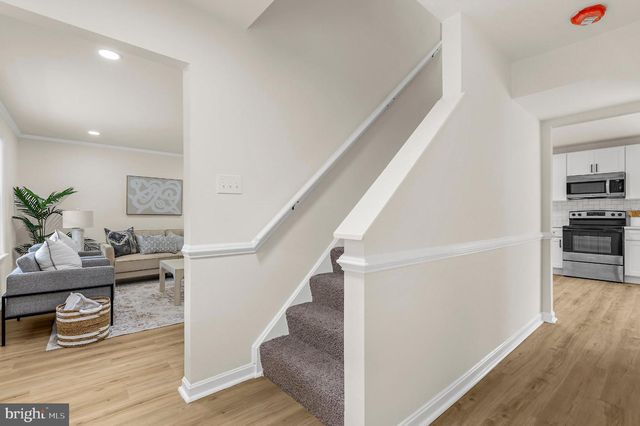 8036 FOXTAIL LN, Glen Burnie, MD 21061
