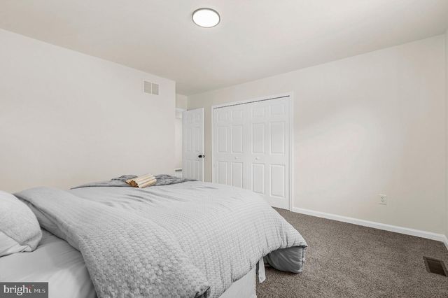 8036 FOXTAIL LN, Glen Burnie, MD 21061