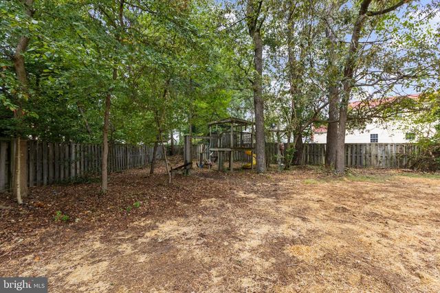 8036 FOXTAIL LN, Glen Burnie, MD 21061